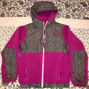 Girls size 7/8 NORTH FACE Excellent condition!